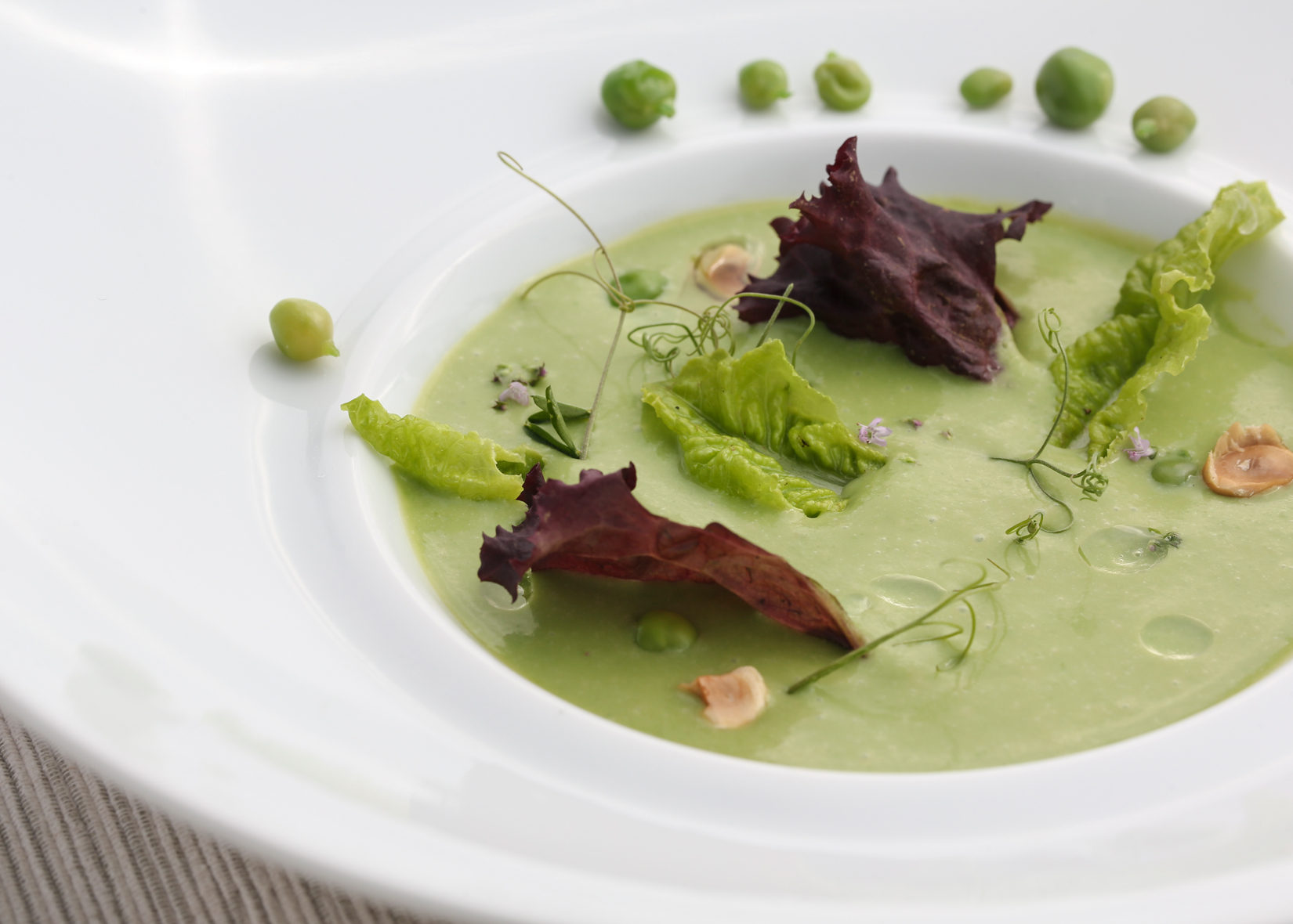 Romaine and Sweet Pea Soup