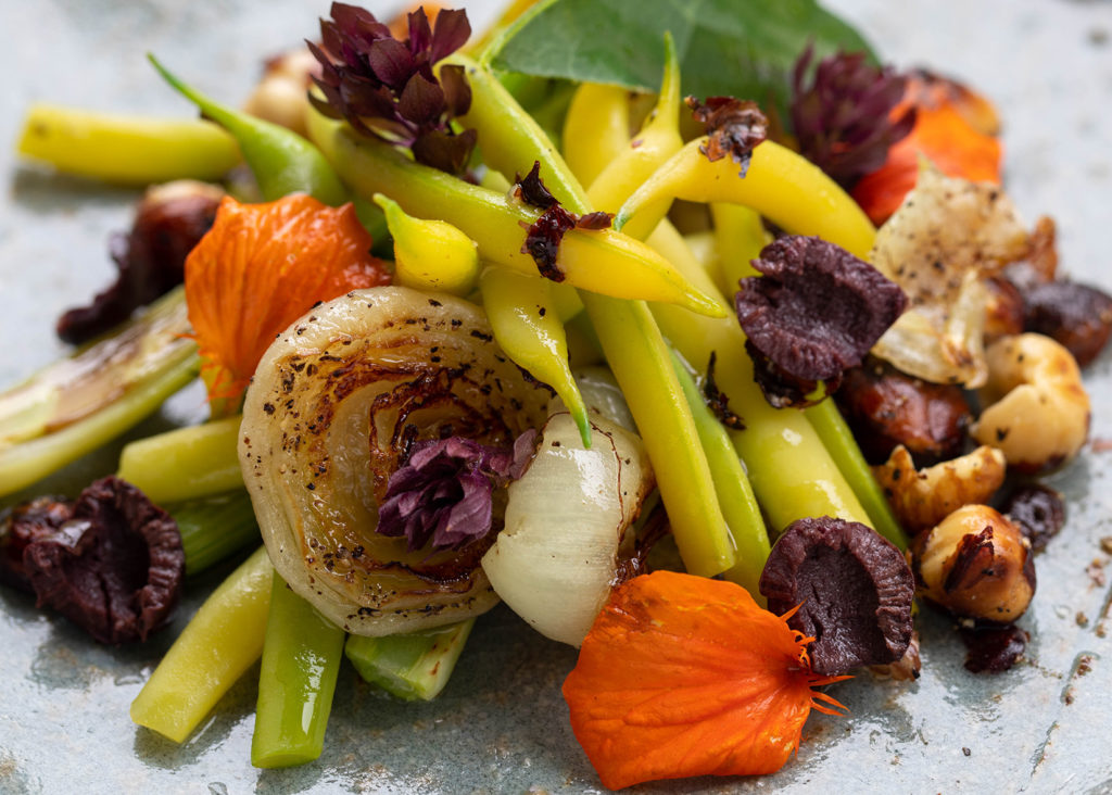 Yellow Wax Beans Salad with Grilled Fennel & Onions