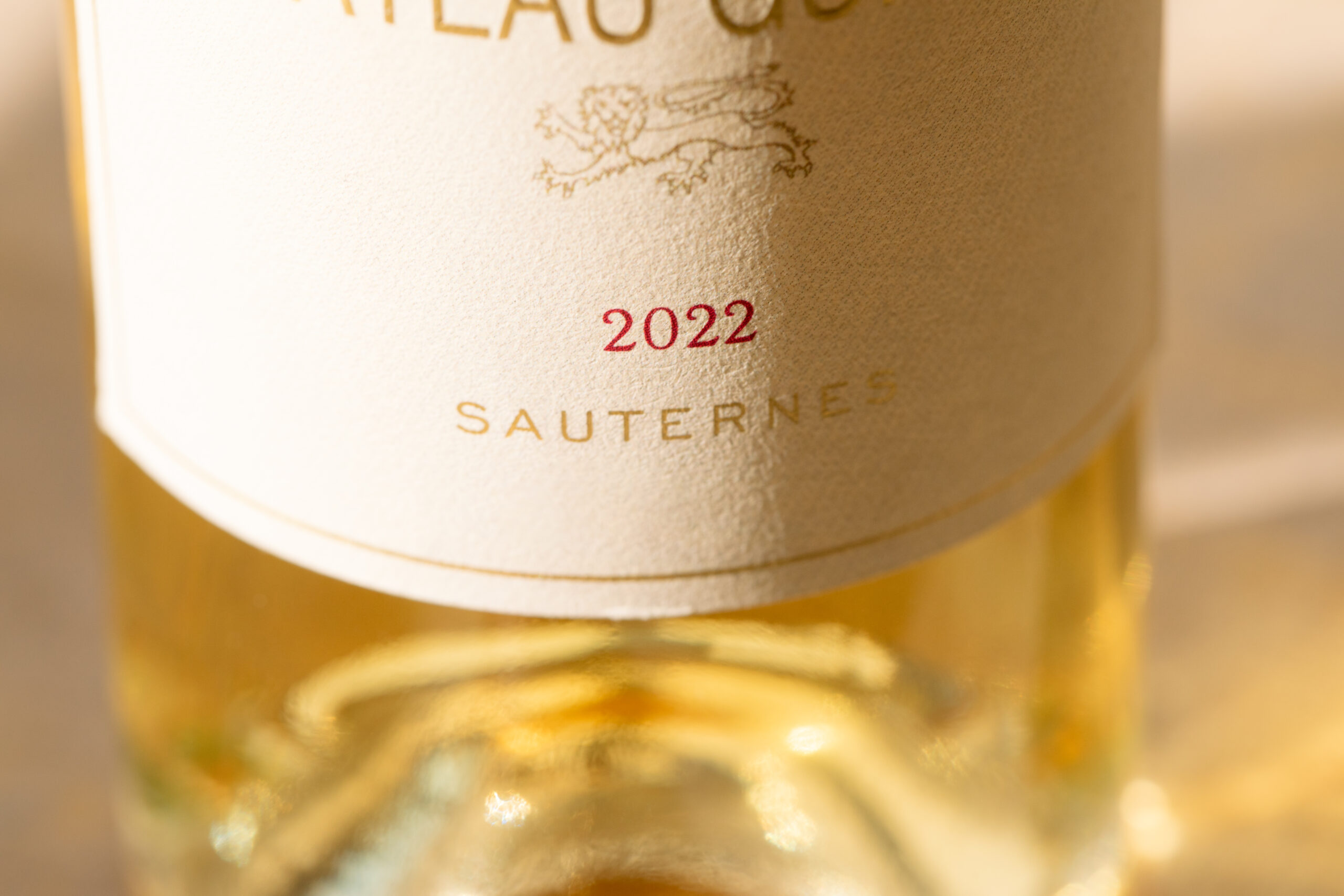close up of 2022 vintage on a bottle of Sauternes